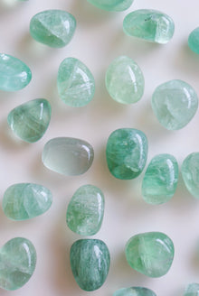  RODADO DE FLUORITA VERDE